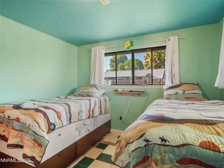 1333 Toiyabe, Gardnerville, Nevada 89410, 3 Bedrooms Bedrooms, ,2 BathroomsBathrooms,Residential,Residential,Toiyabe,250052317