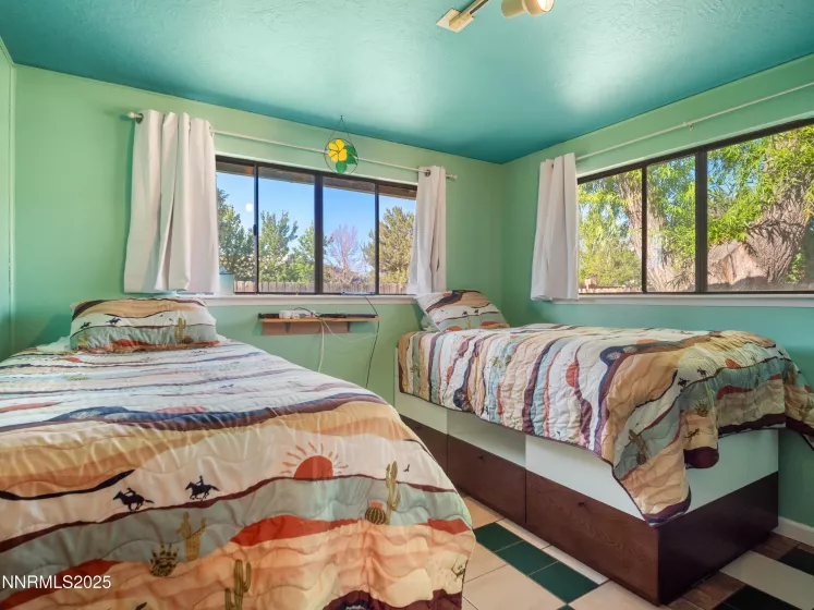 1333 Toiyabe, Gardnerville, Nevada 89410, 3 Bedrooms Bedrooms, ,2 BathroomsBathrooms,Residential,Residential,Toiyabe,250052317