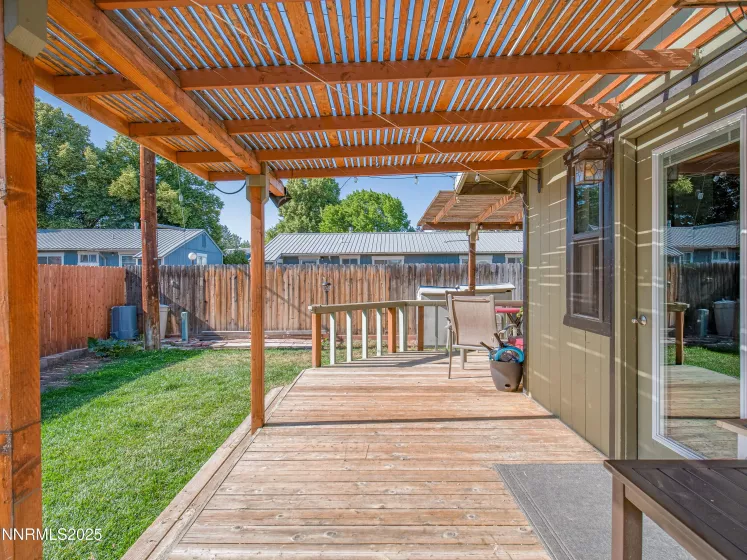 1333 Toiyabe, Gardnerville, Nevada 89410, 3 Bedrooms Bedrooms, ,2 BathroomsBathrooms,Residential,Residential,Toiyabe,250052317