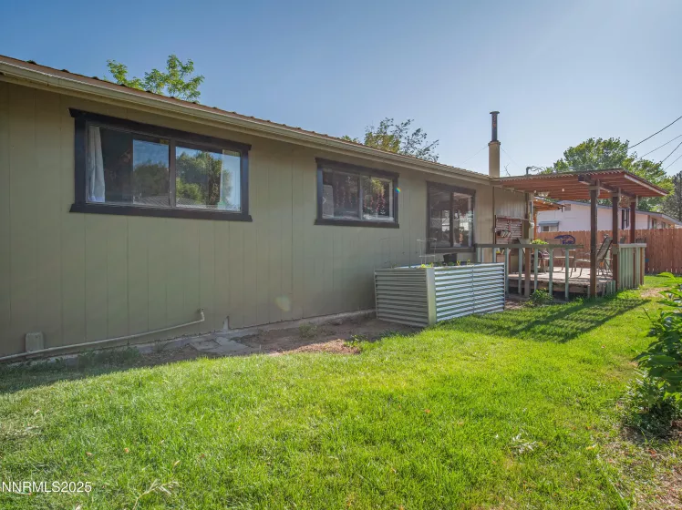 1333 Toiyabe, Gardnerville, Nevada 89410, 3 Bedrooms Bedrooms, ,2 BathroomsBathrooms,Residential,Residential,Toiyabe,250052317