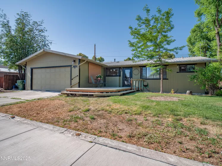 1333 Toiyabe, Gardnerville, Nevada 89410, 3 Bedrooms Bedrooms, ,2 BathroomsBathrooms,Residential,Residential,Toiyabe,250052317