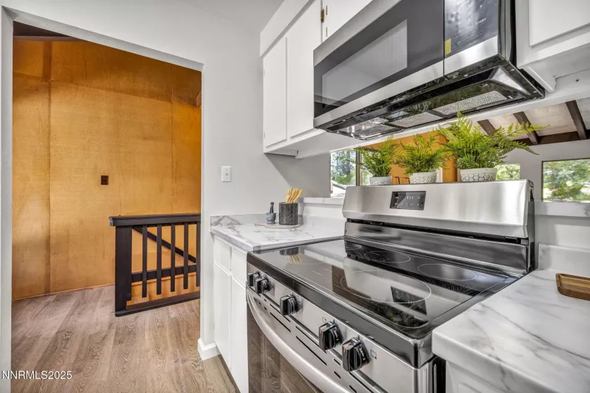 321 Ski, Incline Village, Nevada 89451, 3 Bedrooms Bedrooms, ,3 BathroomsBathrooms,Residential,Residential,Ski,250052316