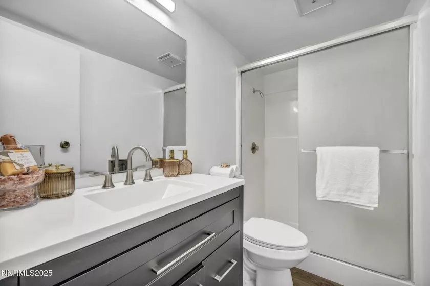 321 Ski, Incline Village, Nevada 89451, 3 Bedrooms Bedrooms, ,3 BathroomsBathrooms,Residential,Residential,Ski,250052316