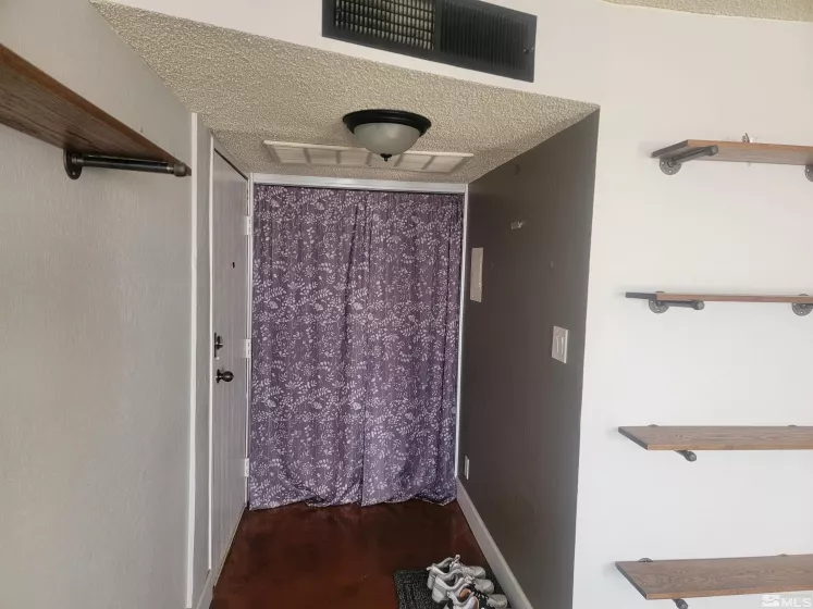 103 Vista Rafael, Reno, Nevada 89503, 1 Bedroom Bedrooms, ,1 BathroomBathrooms,Residential,Residential,Vista Rafael,250006207