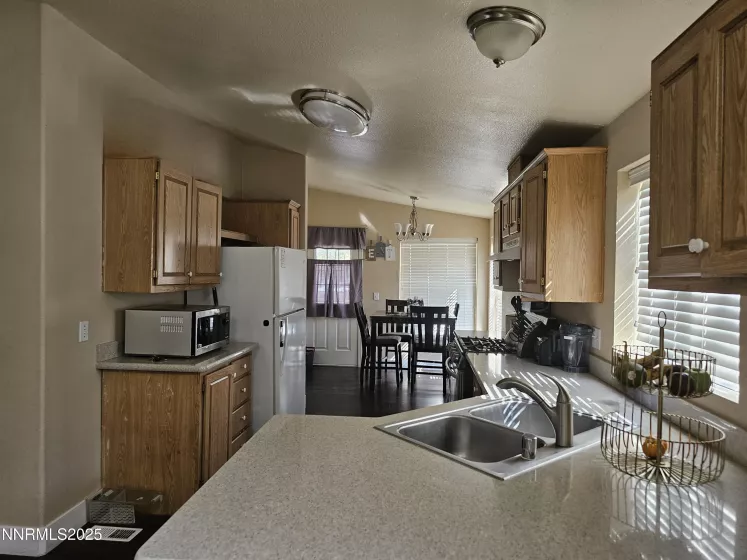 292 Miriam, Dayton, Nevada 89403, 3 Bedrooms Bedrooms, ,2 BathroomsBathrooms,Residential,Residential,Miriam,250052319