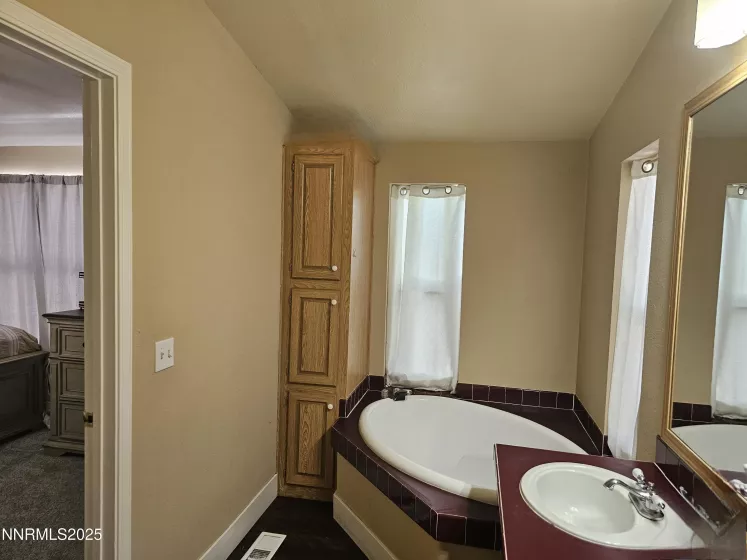 292 Miriam, Dayton, Nevada 89403, 3 Bedrooms Bedrooms, ,2 BathroomsBathrooms,Residential,Residential,Miriam,250052319
