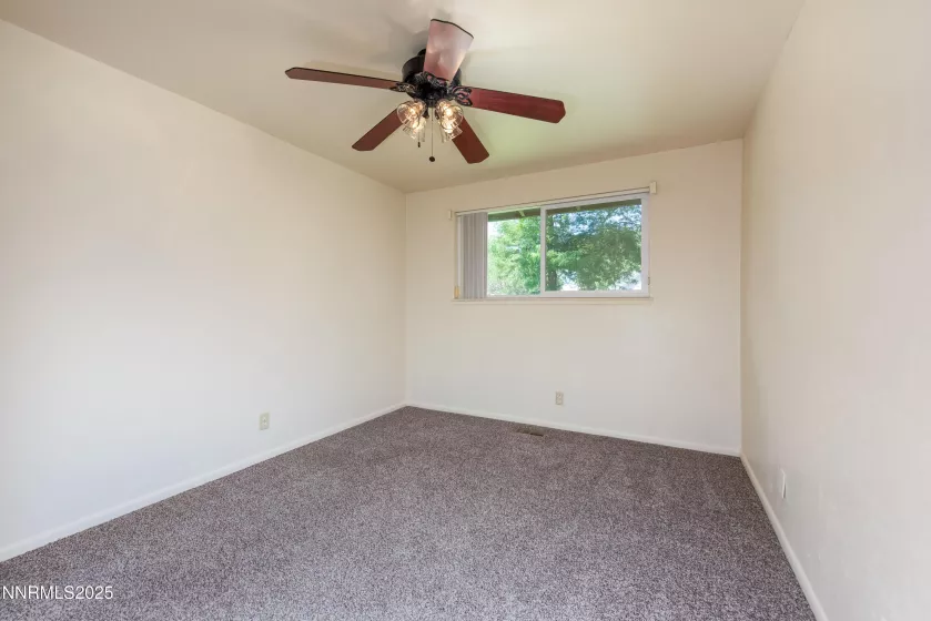 38 Willow, Yerington, Nevada 89447, 3 Bedrooms Bedrooms, ,2 BathroomsBathrooms,Residential,Residential,Willow,250052320