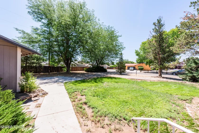 38 Willow, Yerington, Nevada 89447, 3 Bedrooms Bedrooms, ,2 BathroomsBathrooms,Residential,Residential,Willow,250052320