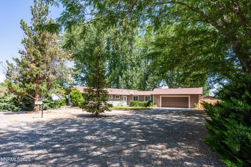 38 Willow, Yerington, Nevada 89447, 3 Bedrooms Bedrooms, ,2 BathroomsBathrooms,Residential,Residential,Willow,250052320