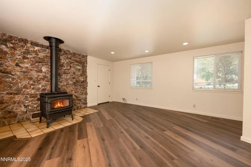 38 Willow, Yerington, Nevada 89447, 3 Bedrooms Bedrooms, ,2 BathroomsBathrooms,Residential,Residential,Willow,250052320