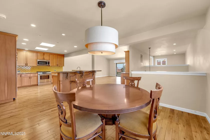 3467 Skyline, Reno, Nevada 89509, 2 Bedrooms Bedrooms, ,2 BathroomsBathrooms,Residential,Residential,Skyline,250050954
