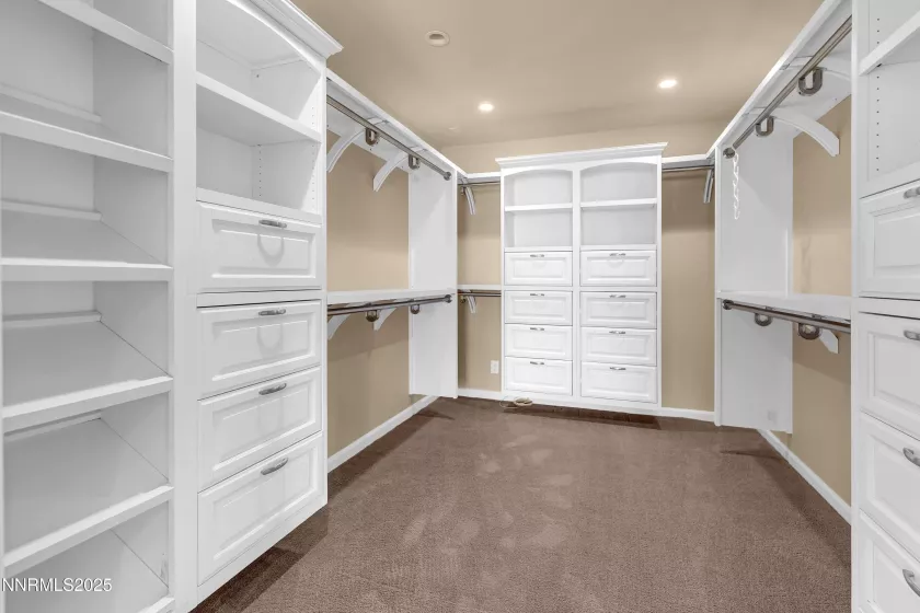 3467 Skyline, Reno, Nevada 89509, 2 Bedrooms Bedrooms, ,2 BathroomsBathrooms,Residential,Residential,Skyline,250050954