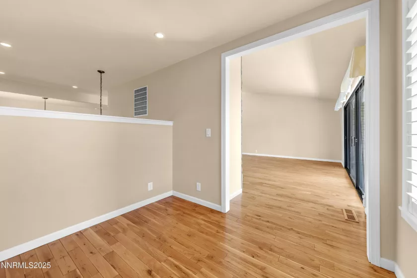3467 Skyline, Reno, Nevada 89509, 2 Bedrooms Bedrooms, ,2 BathroomsBathrooms,Residential,Residential,Skyline,250050954