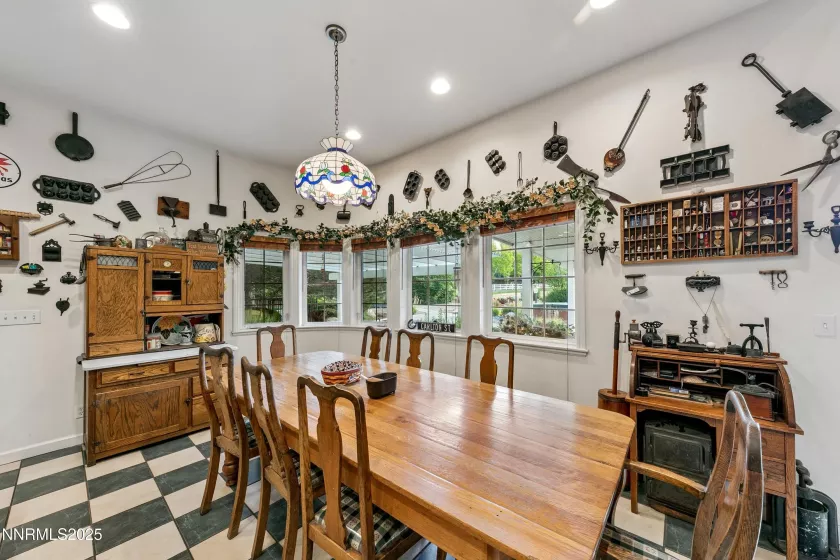 1145 Country Estates, Reno, Nevada 89511, 7 Bedrooms Bedrooms, ,8 BathroomsBathrooms,Residential,Residential,Country Estates,250052323