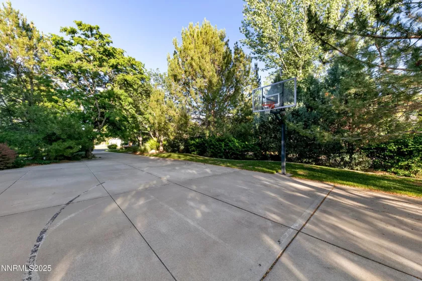 1145 Country Estates, Reno, Nevada 89511, 7 Bedrooms Bedrooms, ,8 BathroomsBathrooms,Residential,Residential,Country Estates,250052323