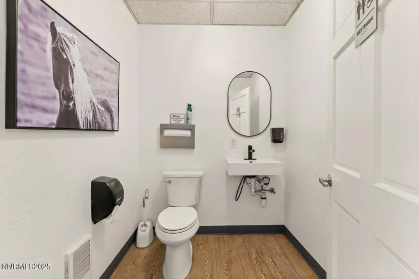 904 7th, Reno, Nevada 89503, ,Commercial Sale,Residential,7th,250052324