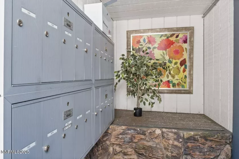 904 7th, Reno, Nevada 89503, ,Commercial Sale,Residential,7th,250052324