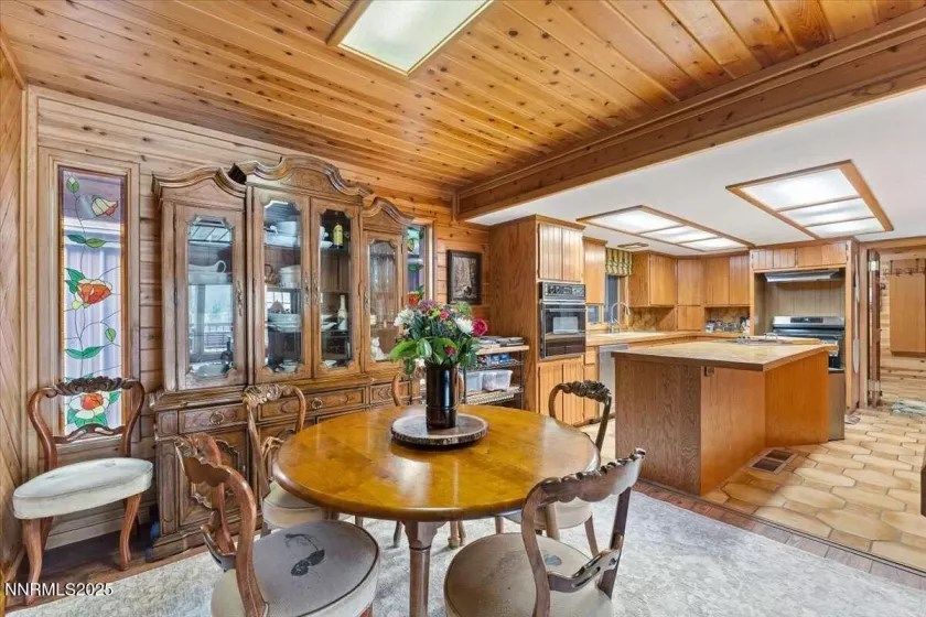 16400 Logan Meadow, Reno, Nevada 89511, 3 Bedrooms Bedrooms, ,3 BathroomsBathrooms,Farm & Ranch,Residential,Logan Meadow,250052326