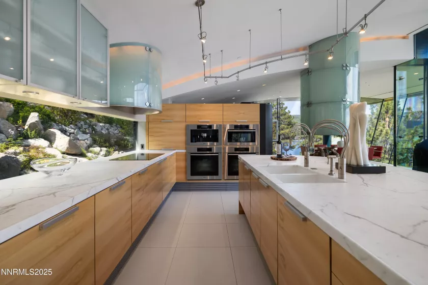 580 Gonowabie, Crystal Bay, Nevada 89402, 4 Bedrooms Bedrooms, ,5 BathroomsBathrooms,Residential,Residential,Gonowabie,250052330