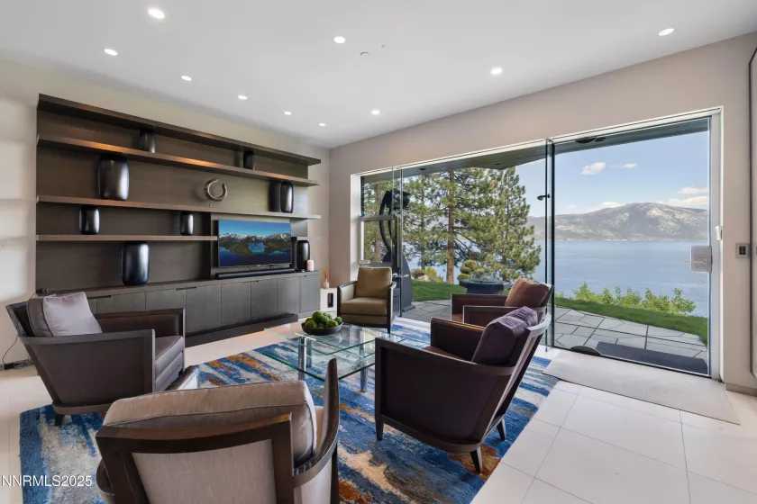 580 Gonowabie, Crystal Bay, Nevada 89402, 4 Bedrooms Bedrooms, ,5 BathroomsBathrooms,Residential,Residential,Gonowabie,250052330