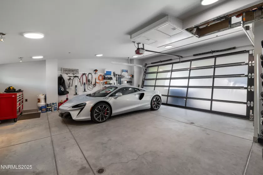 580 Gonowabie, Crystal Bay, Nevada 89402, 4 Bedrooms Bedrooms, ,5 BathroomsBathrooms,Residential,Residential,Gonowabie,250052330