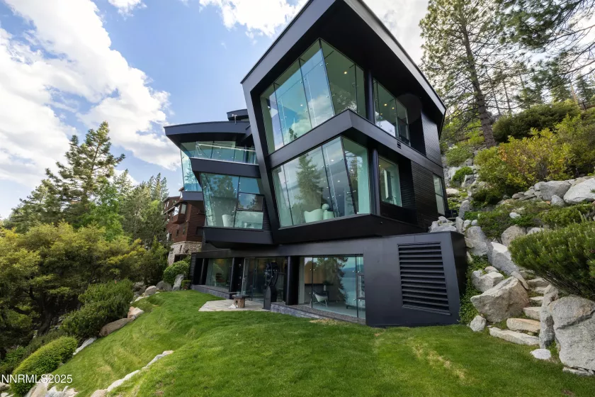 580 Gonowabie, Crystal Bay, Nevada 89402, 4 Bedrooms Bedrooms, ,5 BathroomsBathrooms,Residential,Residential,Gonowabie,250052330