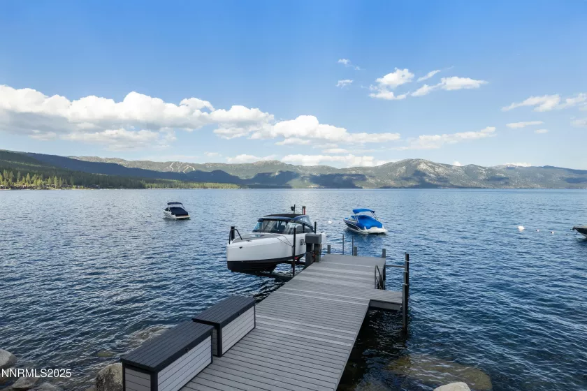 580 Gonowabie, Crystal Bay, Nevada 89402, 4 Bedrooms Bedrooms, ,5 BathroomsBathrooms,Residential,Residential,Gonowabie,250052330