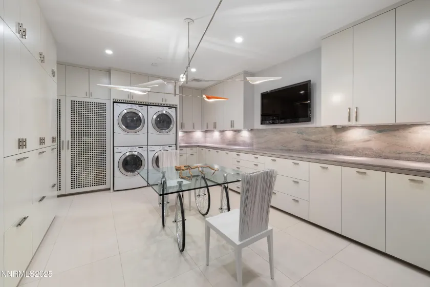 580 Gonowabie, Crystal Bay, Nevada 89402, 4 Bedrooms Bedrooms, ,5 BathroomsBathrooms,Residential,Residential,Gonowabie,0,250052330
