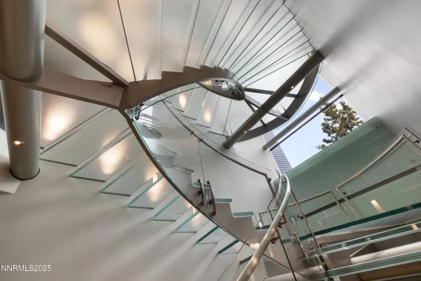 580 Gonowabie, Crystal Bay, Nevada 89402, 4 Bedrooms Bedrooms, ,5 BathroomsBathrooms,Residential,Residential,Gonowabie,250052330