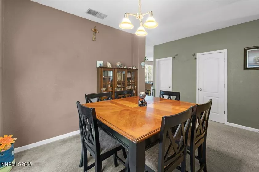 7221 Windswept, Sparks, Nevada 89436, 4 Bedrooms Bedrooms, ,3 BathroomsBathrooms,Residential,Residential,Windswept,250052338