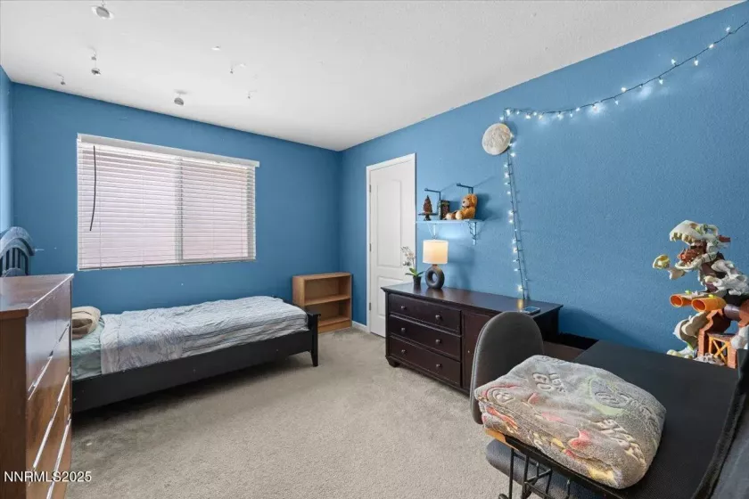 7221 Windswept, Sparks, Nevada 89436, 4 Bedrooms Bedrooms, ,3 BathroomsBathrooms,Residential,Residential,Windswept,250052338