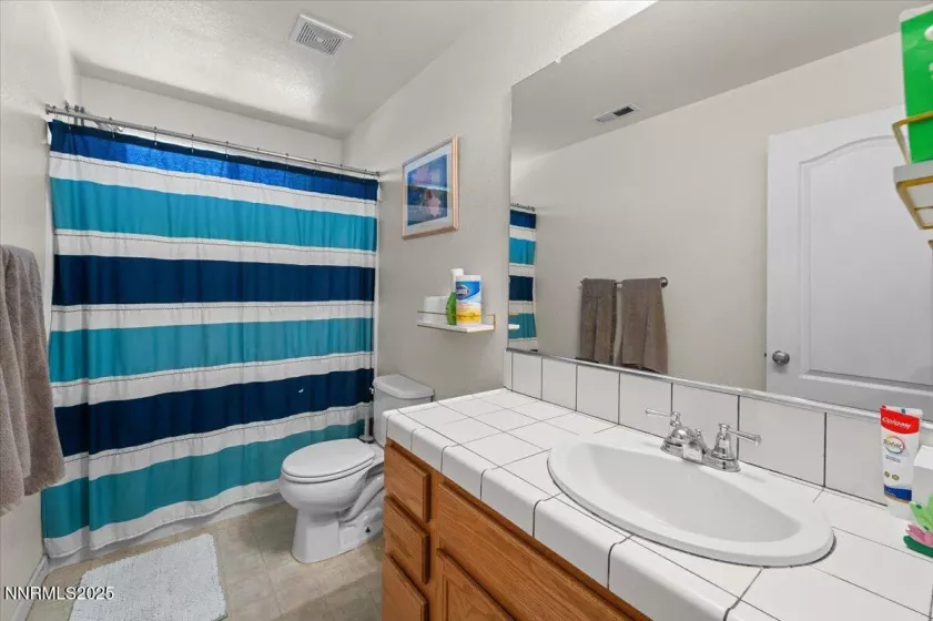 7221 Windswept, Sparks, Nevada 89436, 4 Bedrooms Bedrooms, ,3 BathroomsBathrooms,Residential,Residential,Windswept,250052338