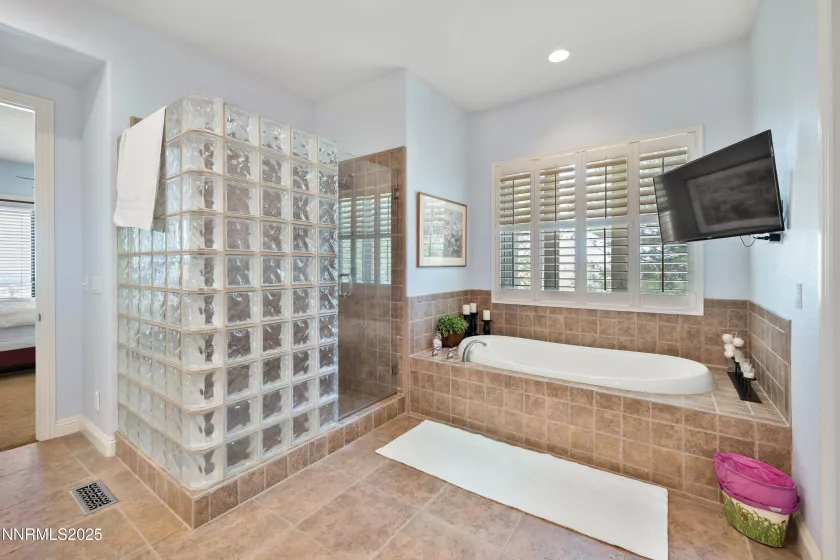 3639 Silver Vista, Reno, Nevada 89511, 3 Bedrooms Bedrooms, ,4 BathroomsBathrooms,Residential,Residential,Silver Vista,250052341