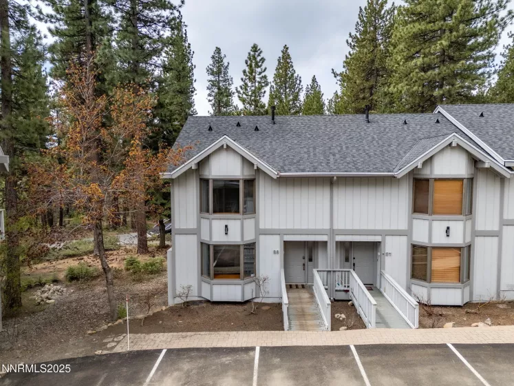 908 Harold, Incline Village, Nevada 89451, 3 Bedrooms Bedrooms, ,3 BathroomsBathrooms,Residential,Residential,Harold,250052343