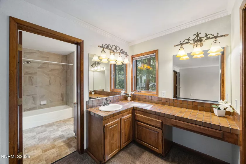 908 Harold, Incline Village, Nevada 89451, 3 Bedrooms Bedrooms, ,3 BathroomsBathrooms,Residential,Residential,Harold,250052343