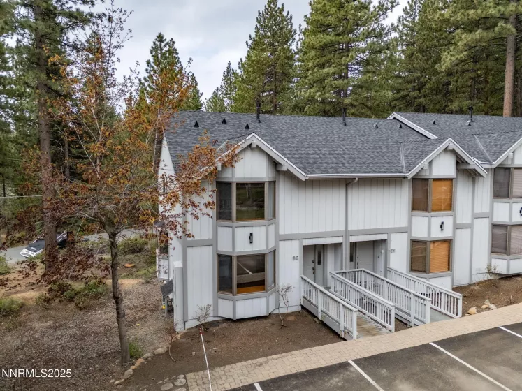 908 Harold, Incline Village, Nevada 89451, 3 Bedrooms Bedrooms, ,3 BathroomsBathrooms,Residential,Residential,Harold,250052343