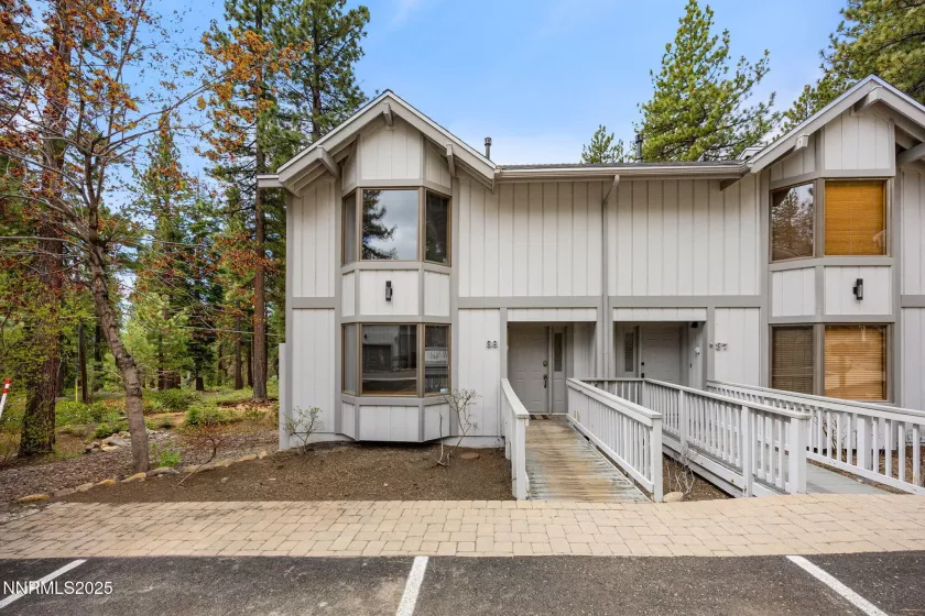 908 Harold, Incline Village, Nevada 89451, 3 Bedrooms Bedrooms, ,3 BathroomsBathrooms,Residential,Residential,Harold,250052343