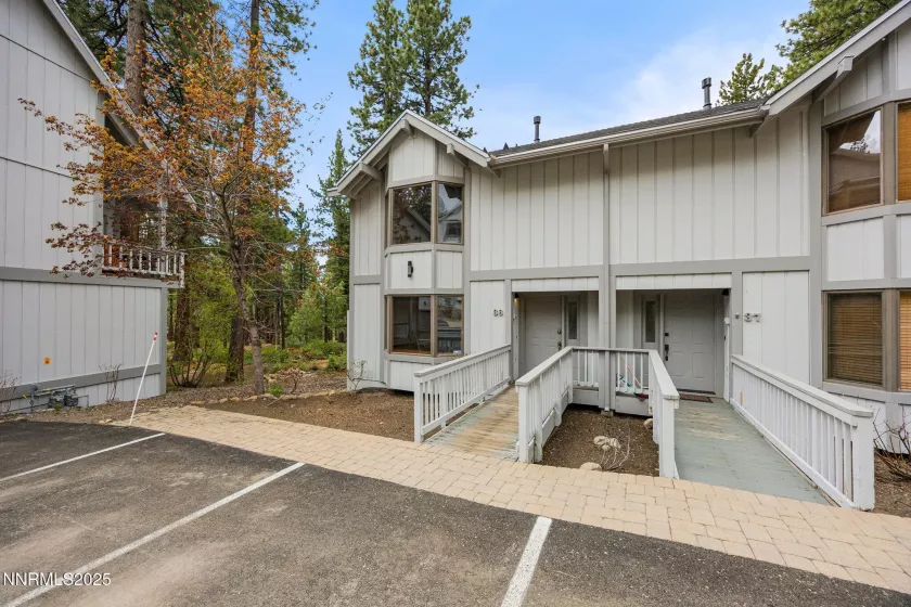 908 Harold, Incline Village, Nevada 89451, 3 Bedrooms Bedrooms, ,3 BathroomsBathrooms,Residential,Residential,Harold,250052343