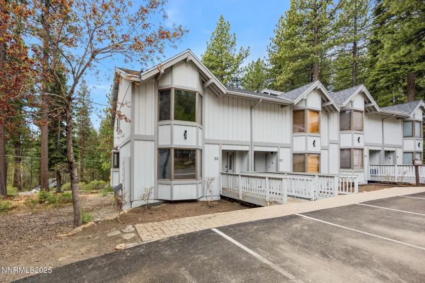 908 Harold, Incline Village, Nevada 89451, 3 Bedrooms Bedrooms, ,3 BathroomsBathrooms,Residential,Residential,Harold,250052343