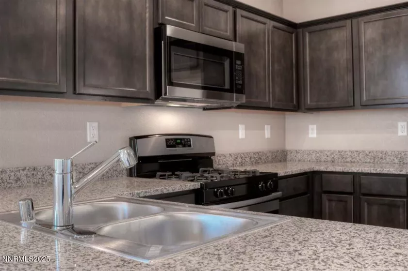 1168 Arrastra, Reno, Nevada 89512, 3 Bedrooms Bedrooms, ,3 BathroomsBathrooms,Residential,Residential,Arrastra,250052345