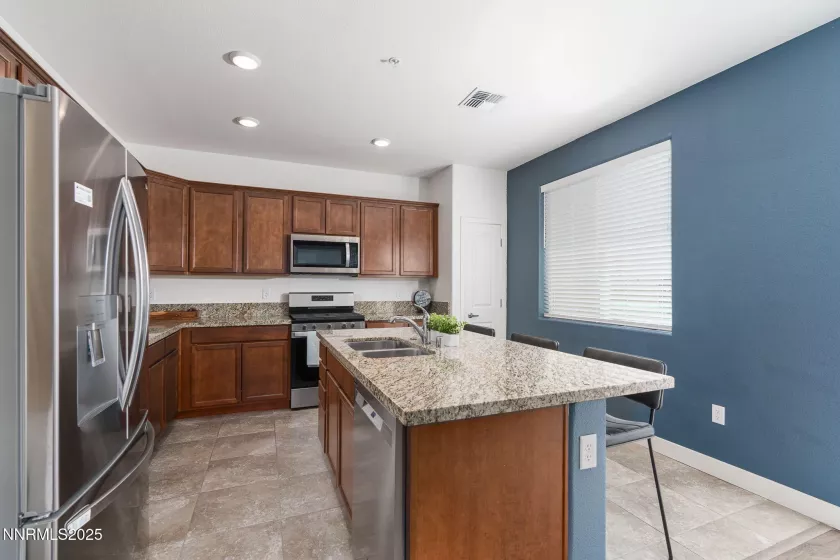 4808 Black Falcon, Sun Valley, Nevada 89433, 3 Bedrooms Bedrooms, ,3 BathroomsBathrooms,Residential,Residential,Black Falcon,250052346