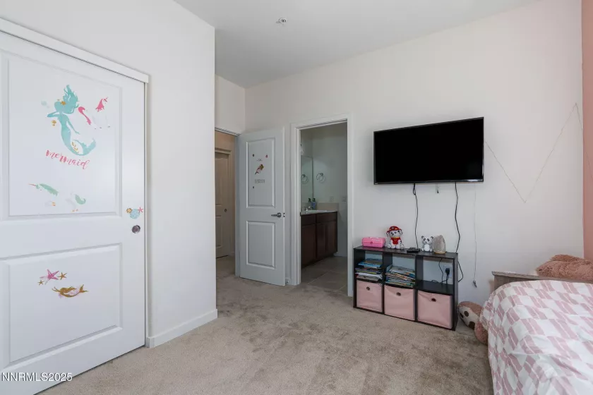 4808 Black Falcon, Sun Valley, Nevada 89433, 3 Bedrooms Bedrooms, ,3 BathroomsBathrooms,Residential,Residential,Black Falcon,250052346