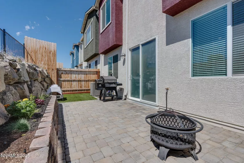 4808 Black Falcon, Sun Valley, Nevada 89433, 3 Bedrooms Bedrooms, ,3 BathroomsBathrooms,Residential,Residential,Black Falcon,250052346
