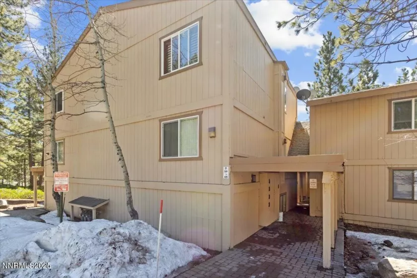 872 Tanager, Incline Village, Nevada 89451, 1 Bedroom Bedrooms, ,1 BathroomBathrooms,Residential,Residential,Tanager,250052347