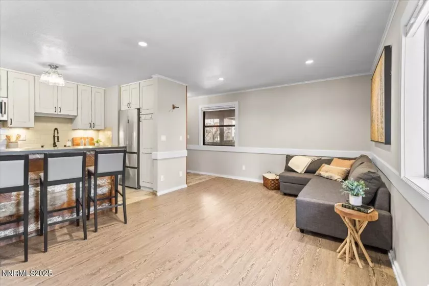 872 Tanager, Incline Village, Nevada 89451, 1 Bedroom Bedrooms, ,1 BathroomBathrooms,Residential,Residential,Tanager,250052347