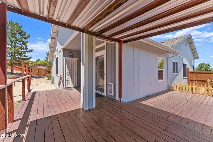 10040 Windy Creek, Reno, Nevada 89506, 4 Bedrooms Bedrooms, ,2 BathroomsBathrooms,Residential,Residential,Windy Creek,250052348