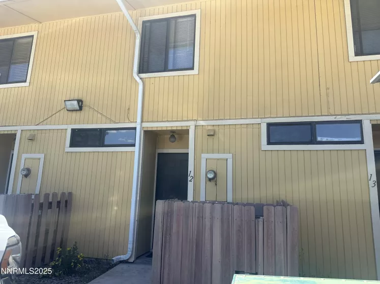 863 Nutmeg, Reno, Nevada 89502, 2 Bedrooms Bedrooms, ,2 BathroomsBathrooms,Residential,Residential,Nutmeg,250052349