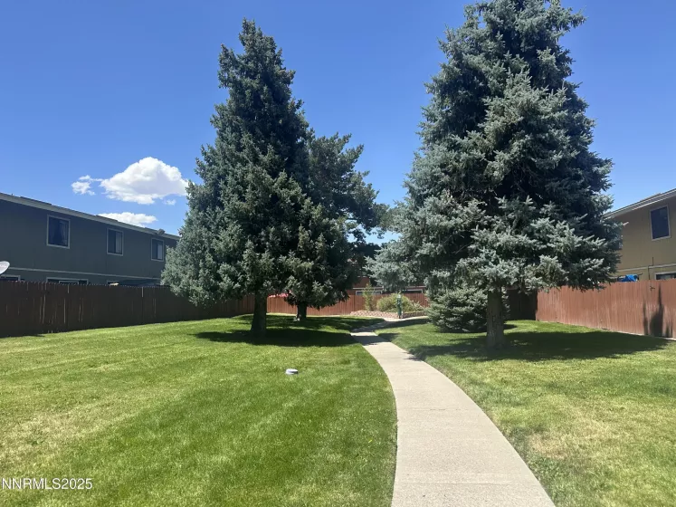 863 Nutmeg, Reno, Nevada 89502, 2 Bedrooms Bedrooms, ,2 BathroomsBathrooms,Residential,Residential,Nutmeg,250052349