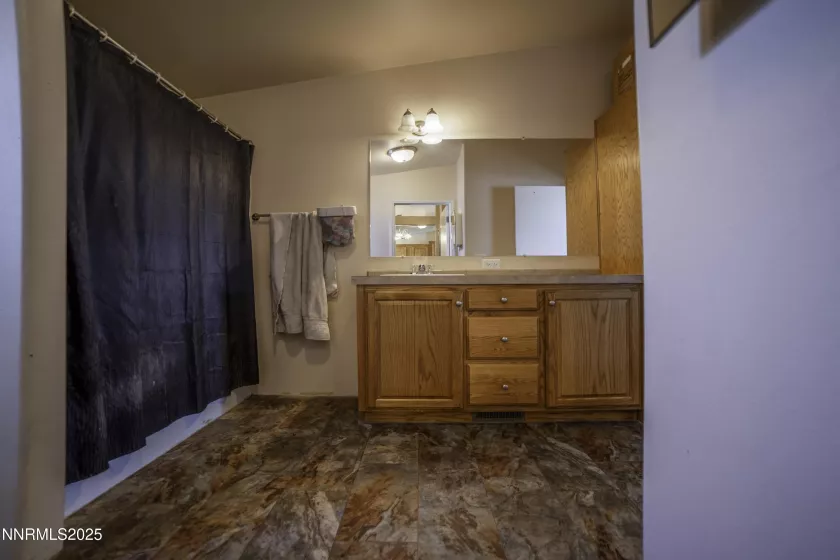6265 Sandi, Winnemucca, Nevada 89445, 3 Bedrooms Bedrooms, ,2 BathroomsBathrooms,Residential,Residential,Sandi,250052352