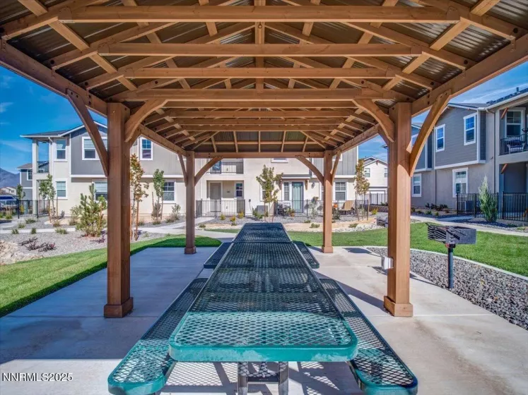 451 Blackbird, Gardnerville, Nevada 89410, 2 Bedrooms Bedrooms, ,2 BathroomsBathrooms,Residential,Residential,Blackbird,250052353